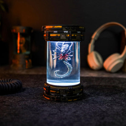 Alien FaceHugger Xenomorph Biolab Night Lamp