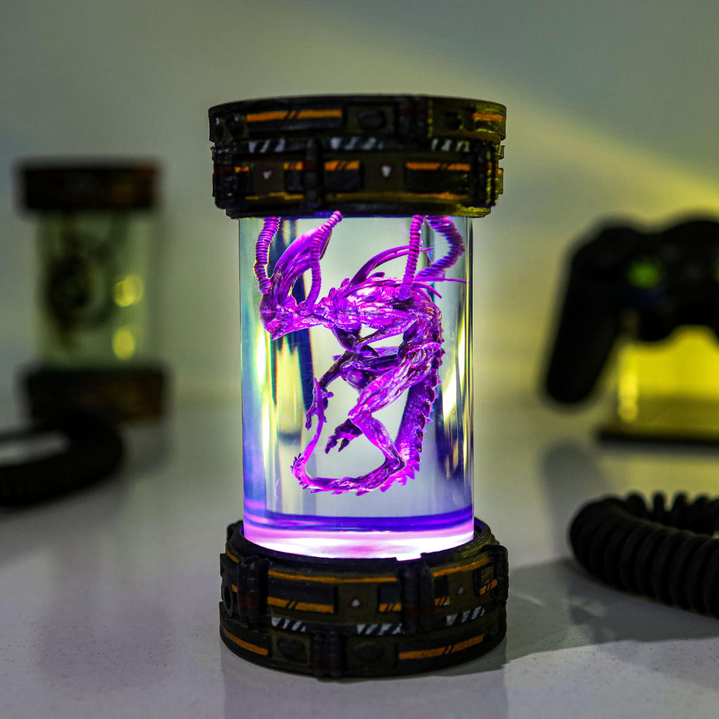 Alien Xenomorph Star Wars Incubator Lamp Ver 2