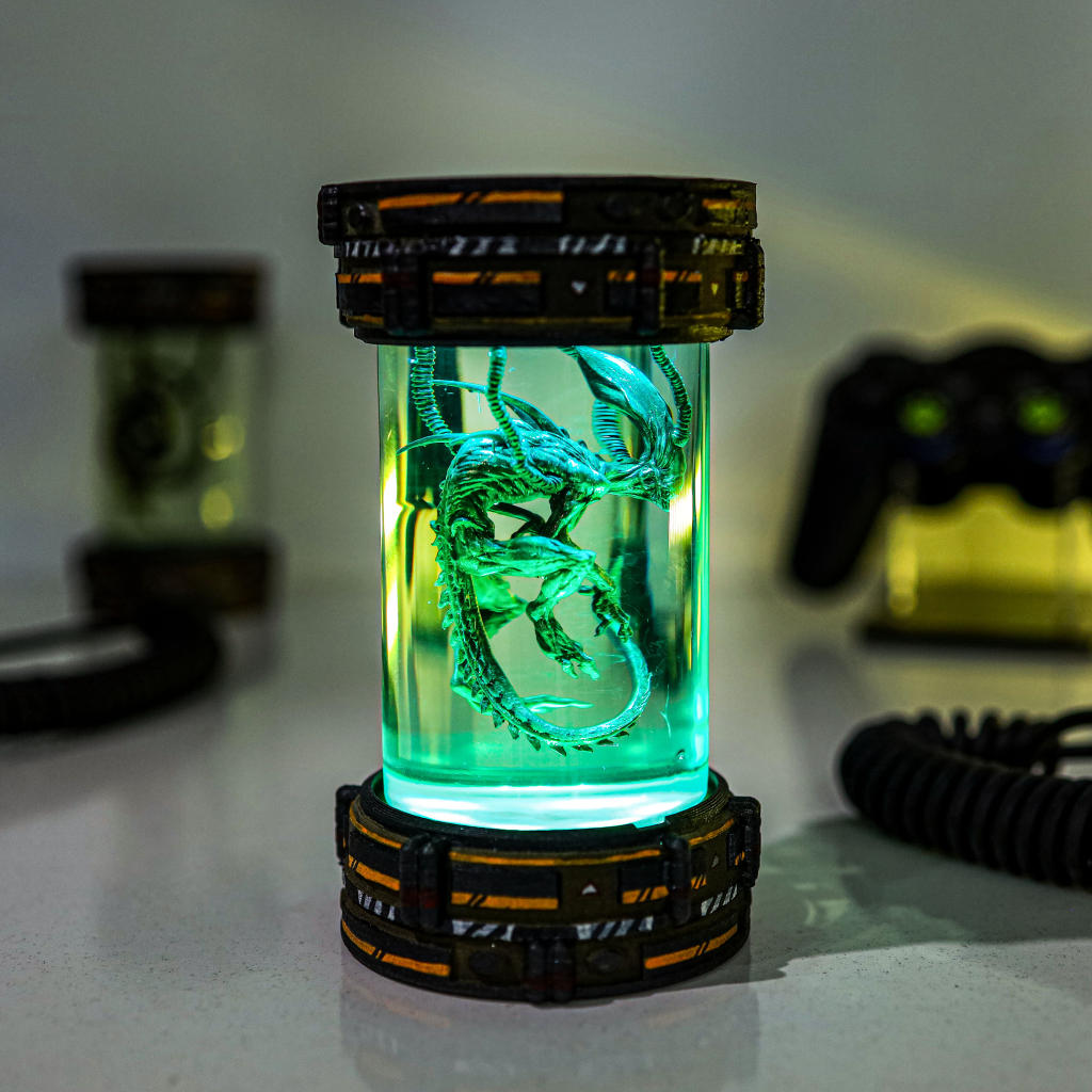 Alien Xenomorph Star Wars Incubator Lamp Ver 2