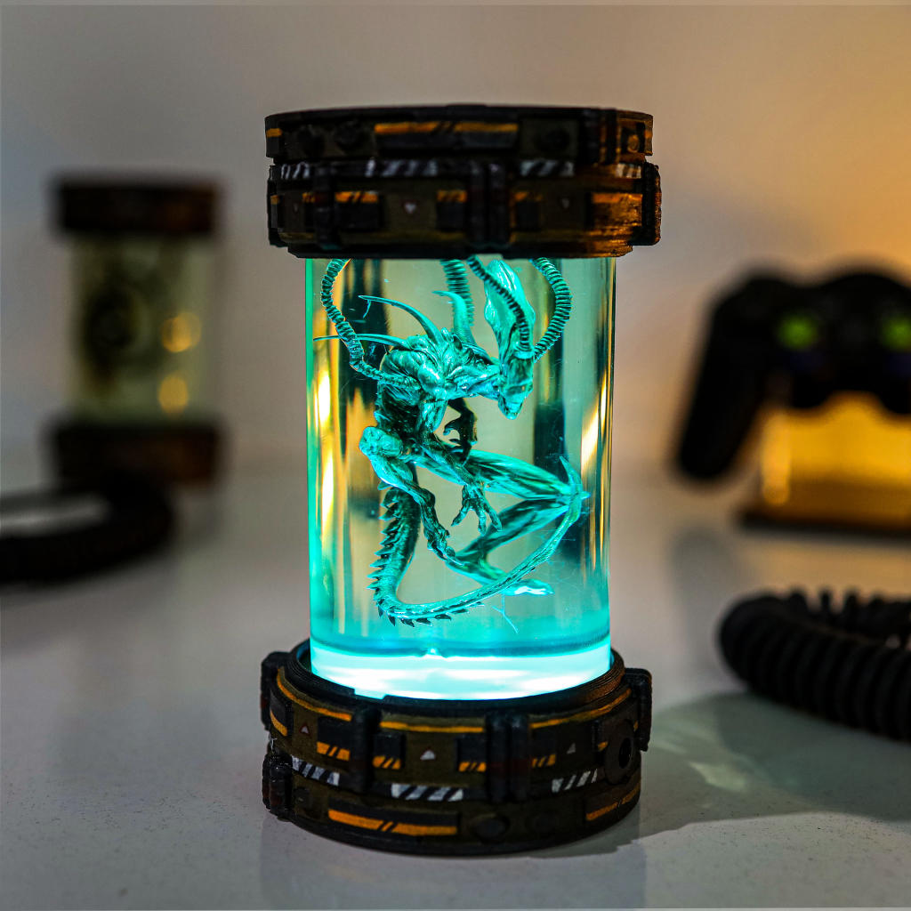 Alien Xenomorph Star Wars Incubator Lamp Ver 2
