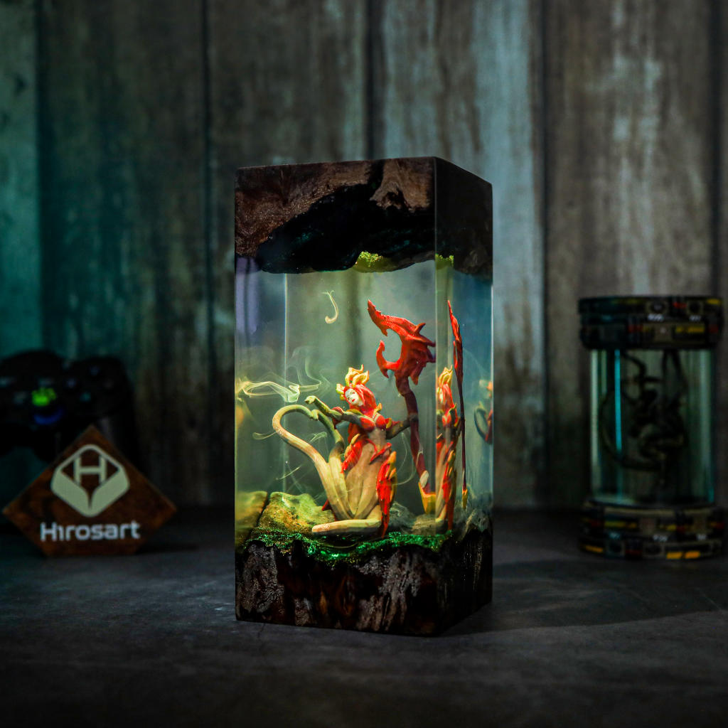 League of Legends Coven Nami Lamp