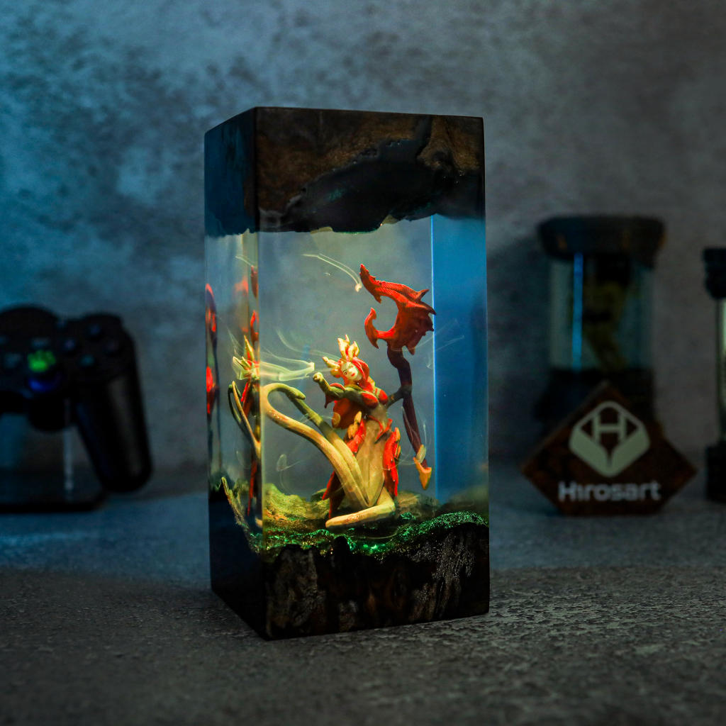 League of Legends Coven Nami Lamp