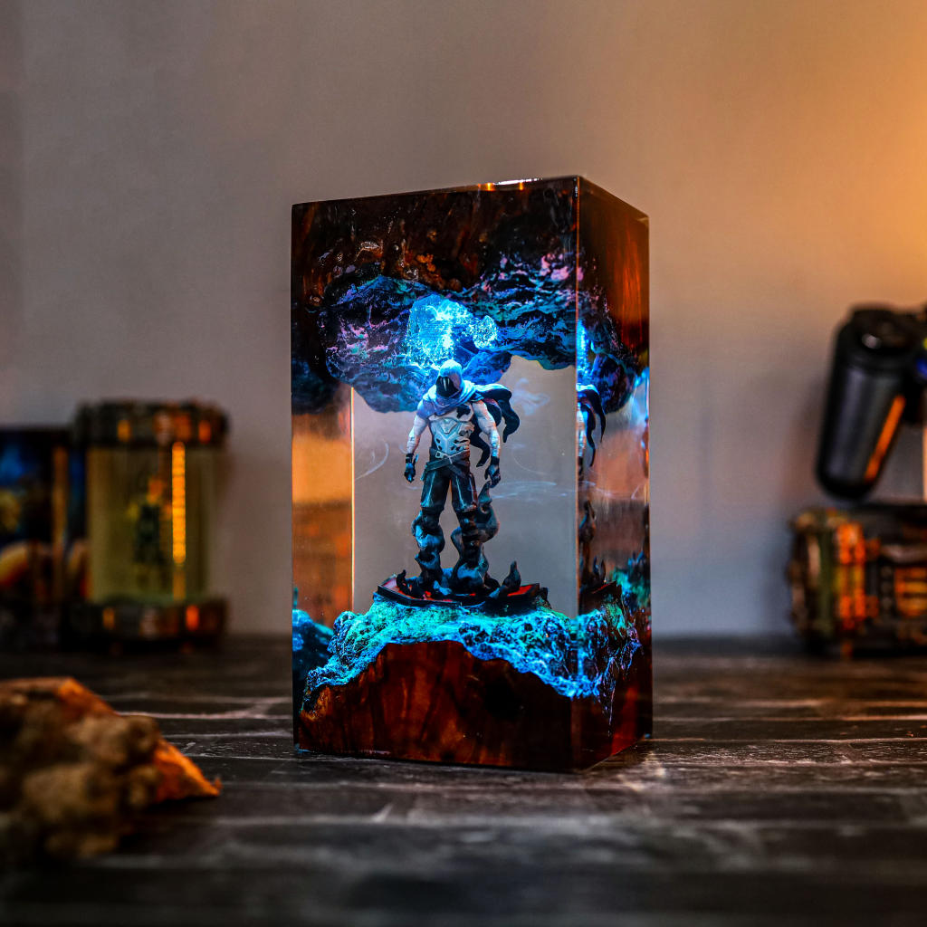 Valorant Chamber Epoxy Lamp