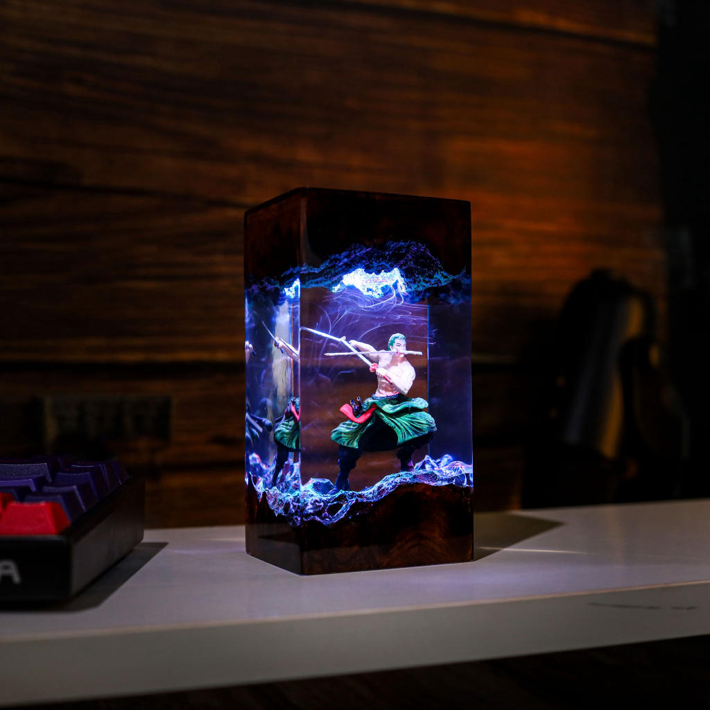 Roronoa Zoro One Piece Epoxy Lamp