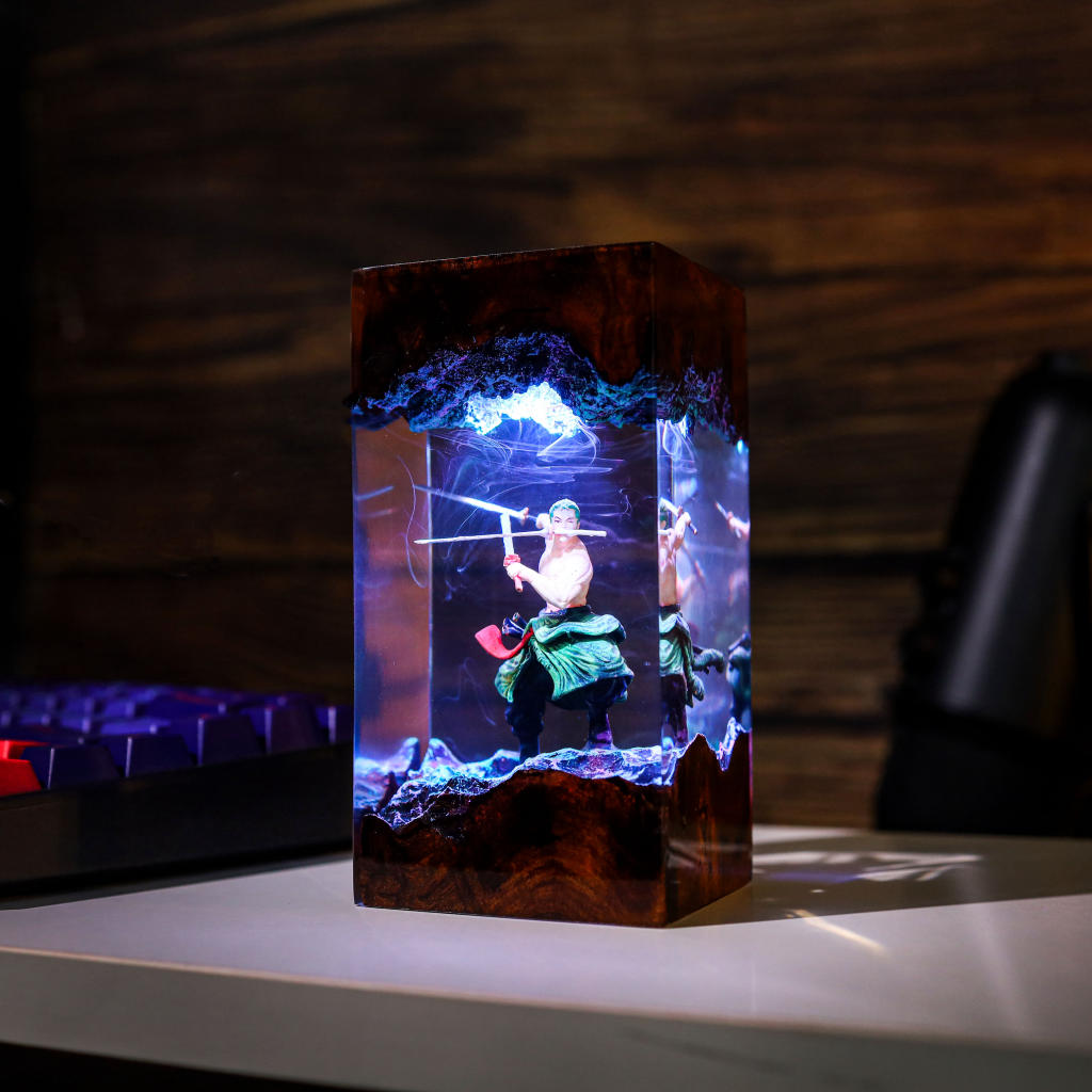 Roronoa Zoro One Piece Epoxy Lamp