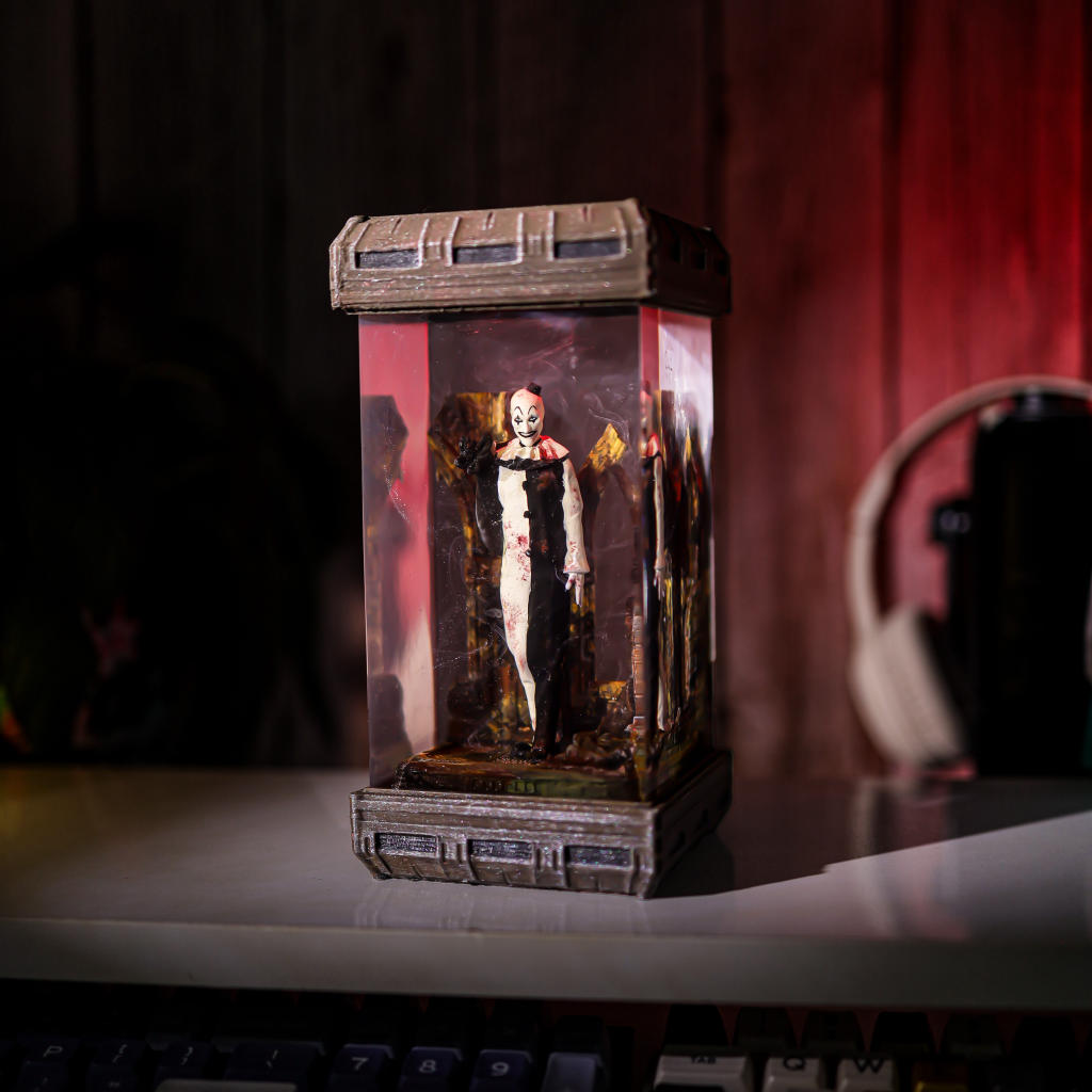 Art the Clown Terrifier Lamp