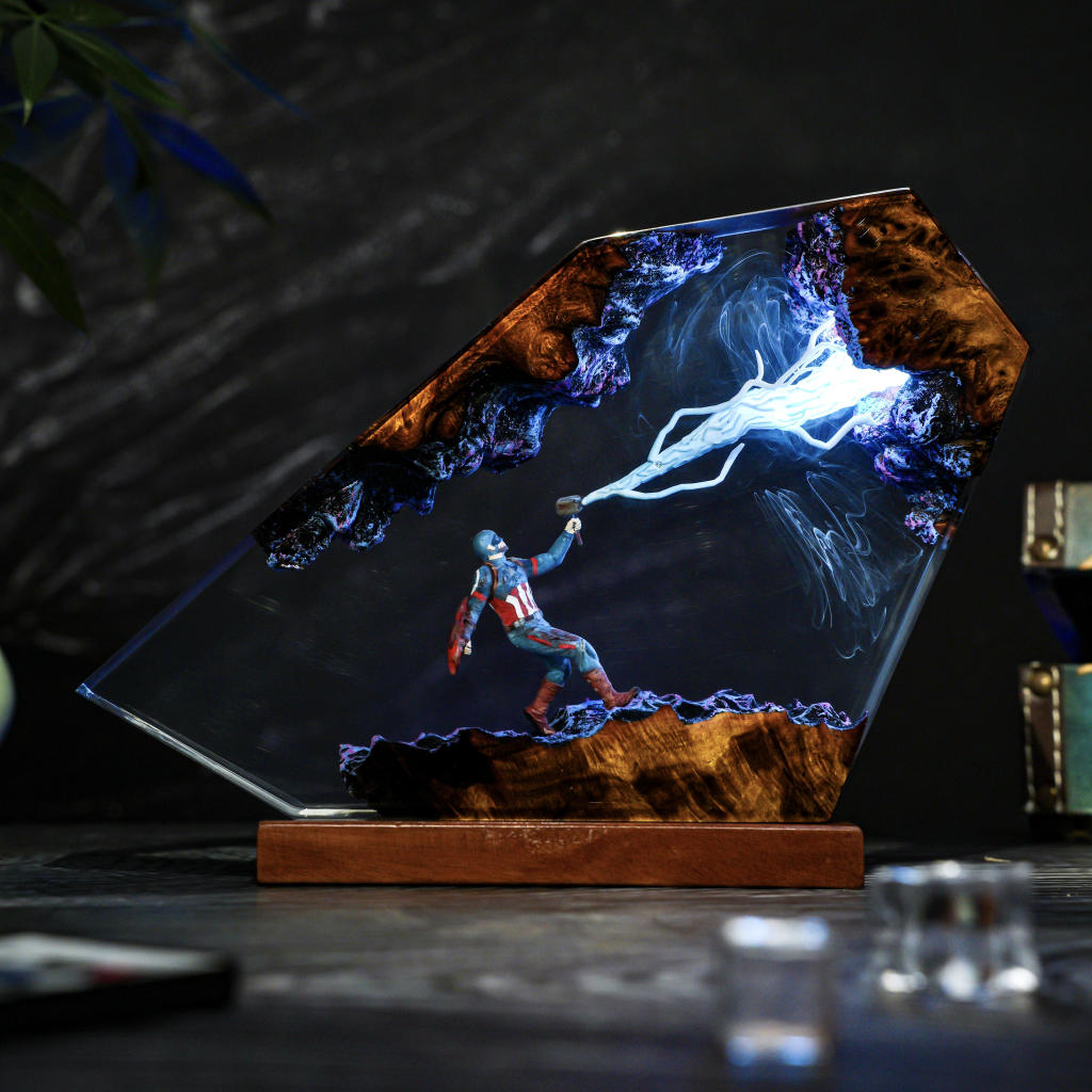 Captain America Thunder Lightning Lamp