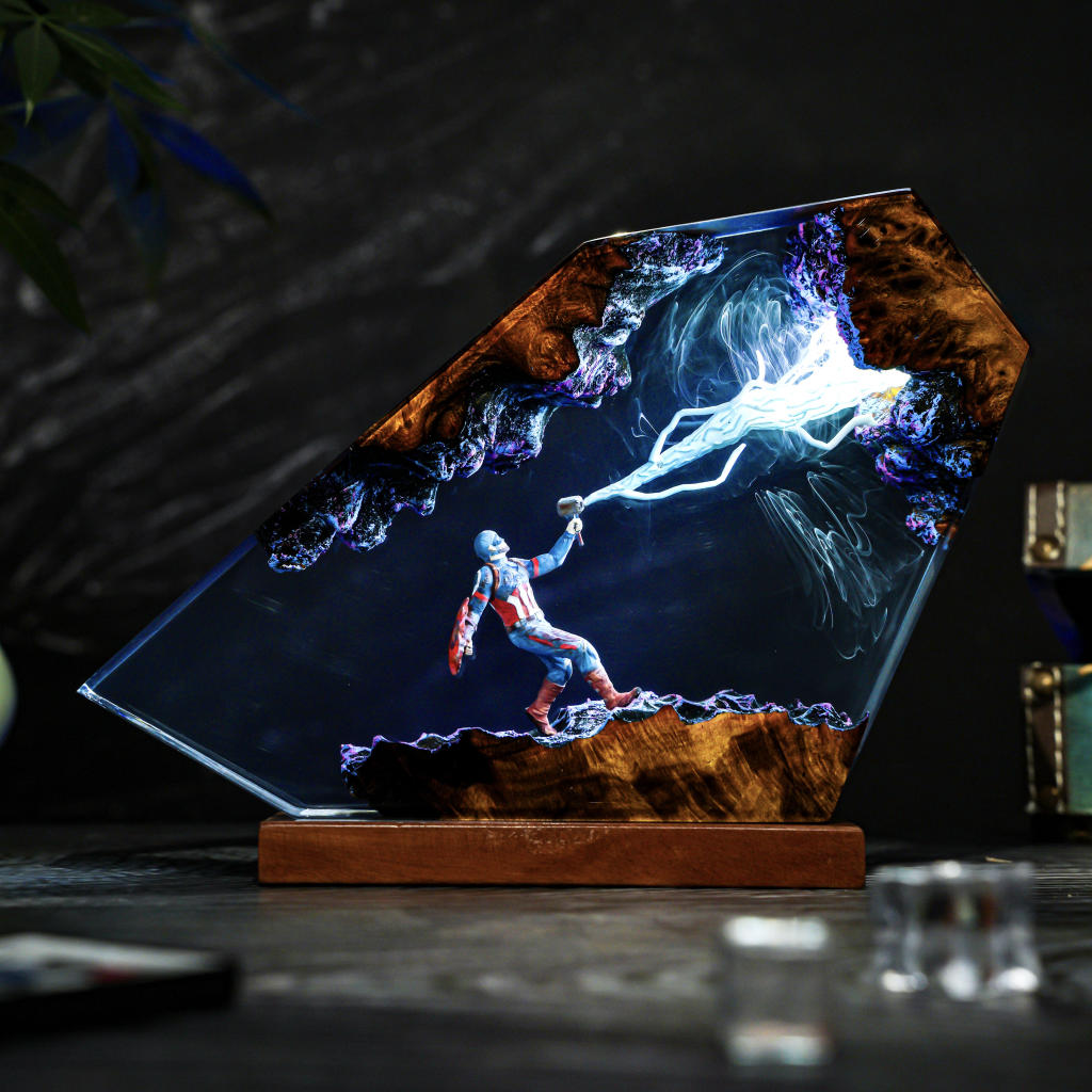 Captain America Thunder Lightning Lamp