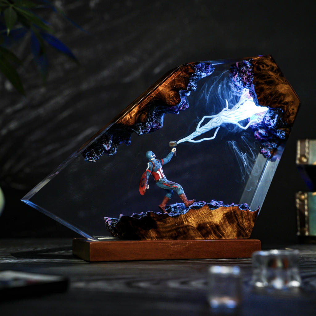 Captain America Thunder Lightning Lamp
