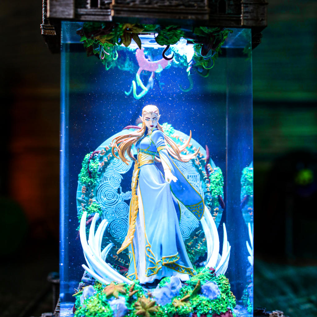 Princess Zelda Breath of the Wild Diorama Lamp