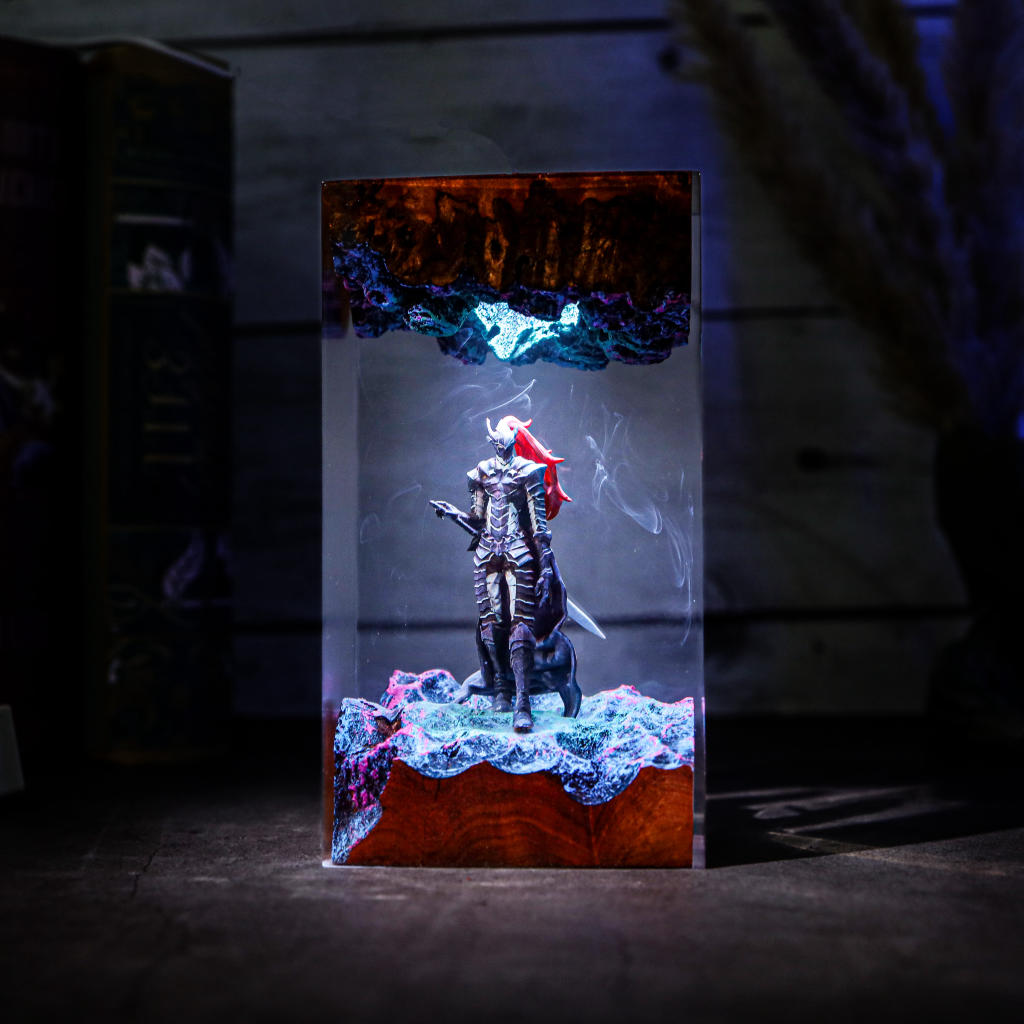 Bloodred Warrior Epoxy Resin Lamp
