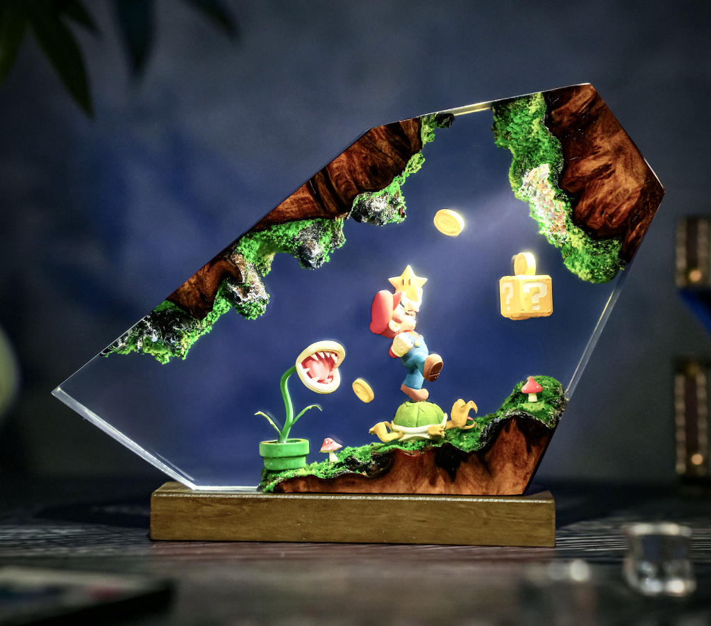 Plumber & Hungry Piranha Plant Lamp