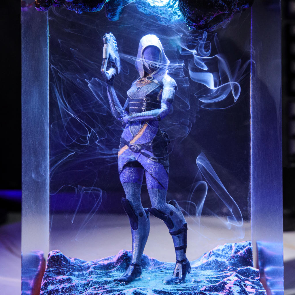 Tali'Zorah Mass Effect Lamp